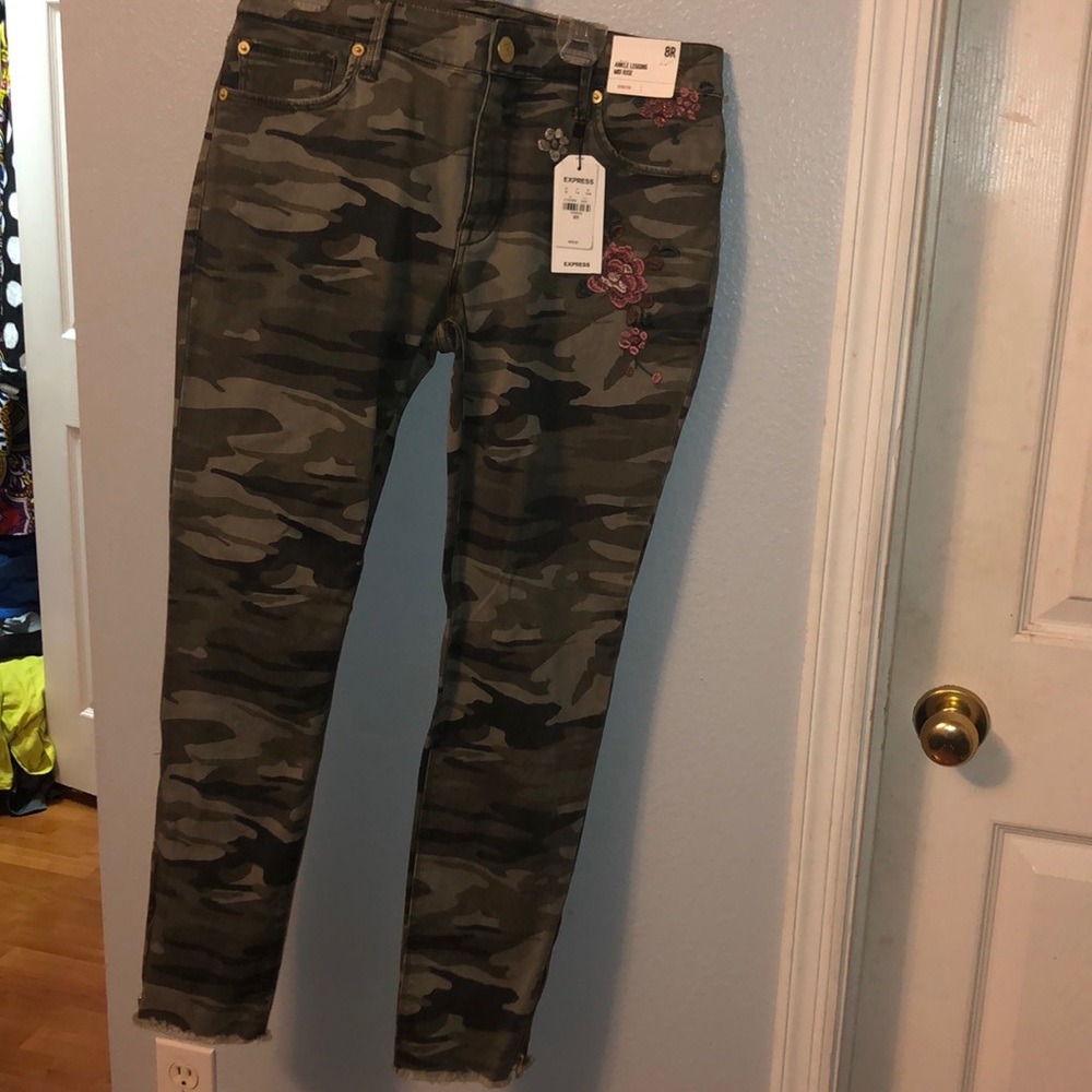Brand new express army skinny pants!